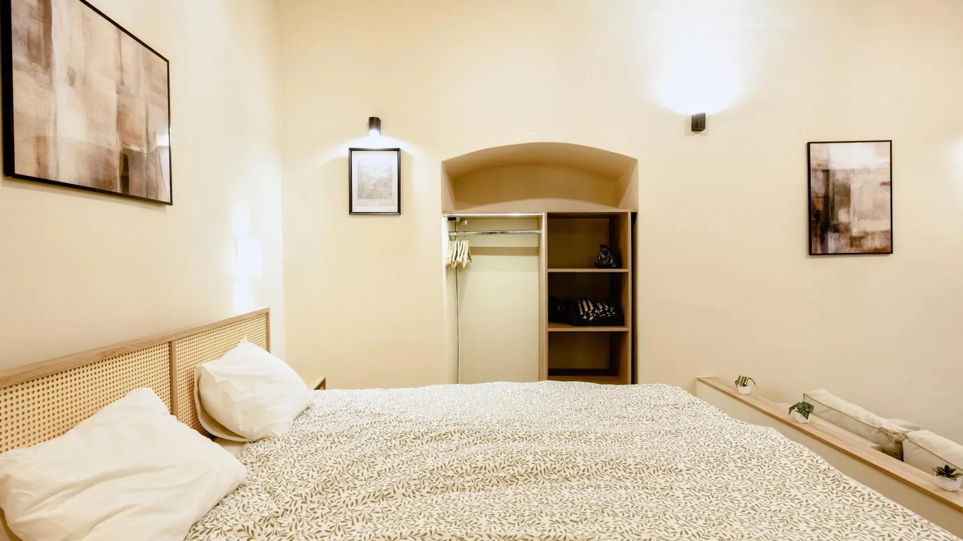 Lejlighed 7Th Heaven Suite Budapest